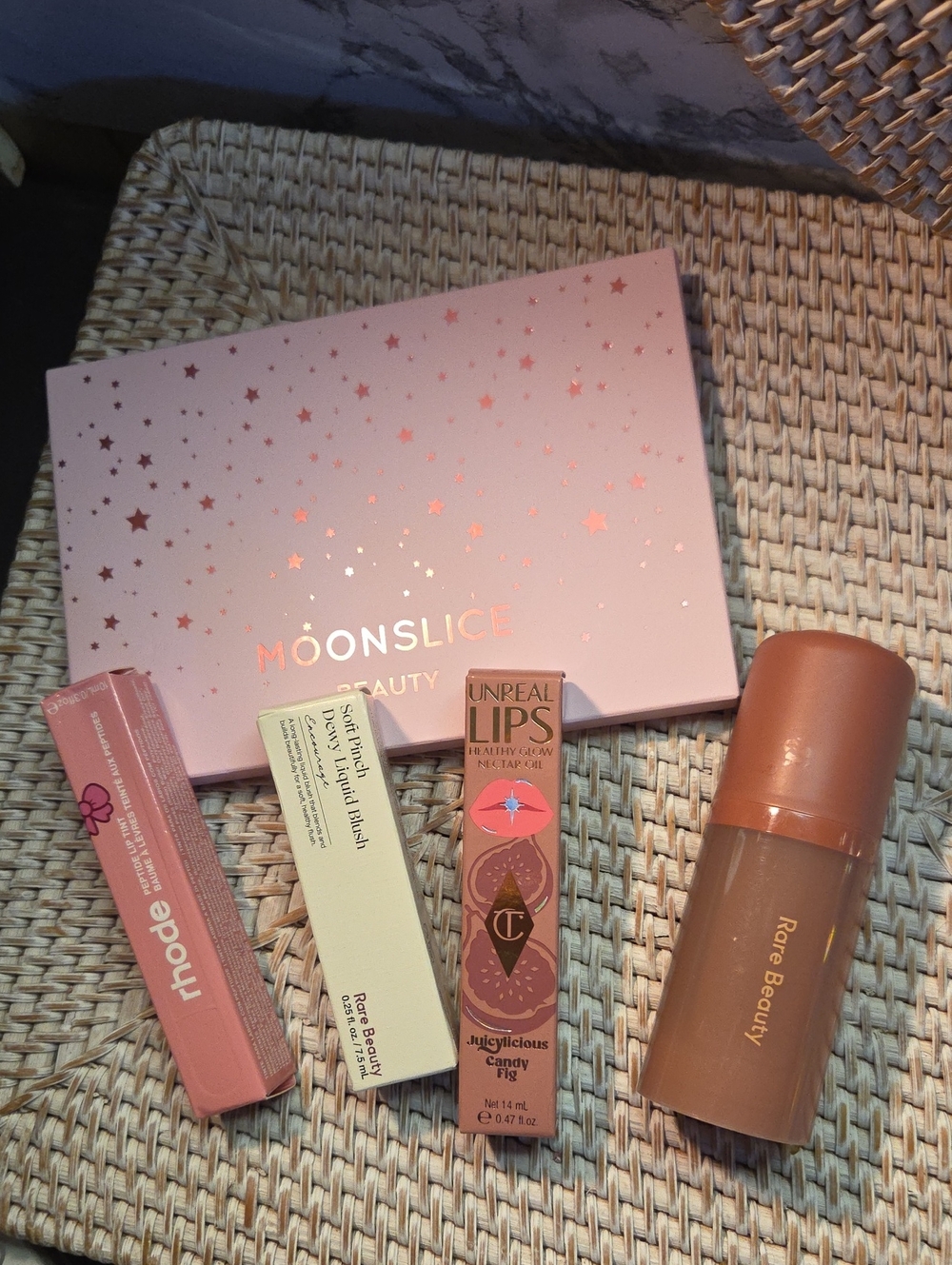 All 5 ....25 Rare Beauty, Rhonde, Charlotte tillsbury, Moonslice